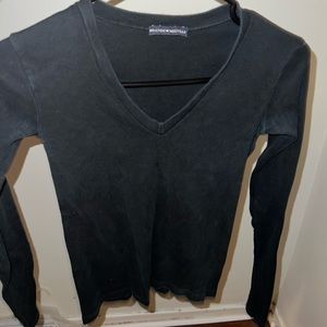 Brandy Melville long-sleeve Vee neck - S